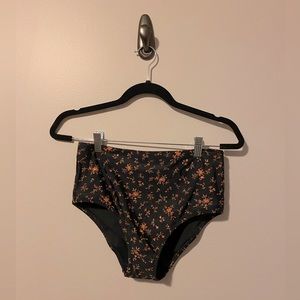 Madewell Second Wave Retro High-Waisted Bikini Bottom in Fresh Sprigs